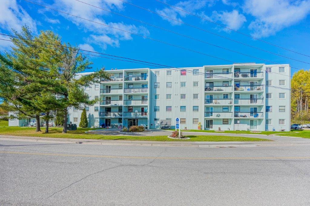 652 Macdonald Avenue - 107